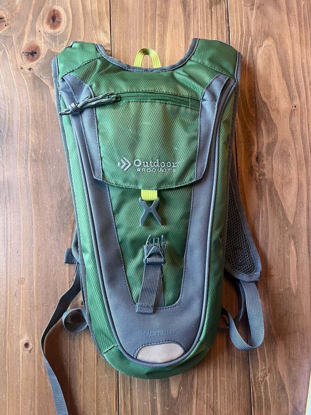 Outdoor Products Kilometer Hydration Backpack Green